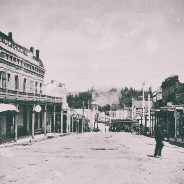 View of Holbrooke Hotel in the 1800s